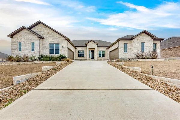 $4,900 | 92 Sierra Mosca Trail, Liberty Hill, TX 78642