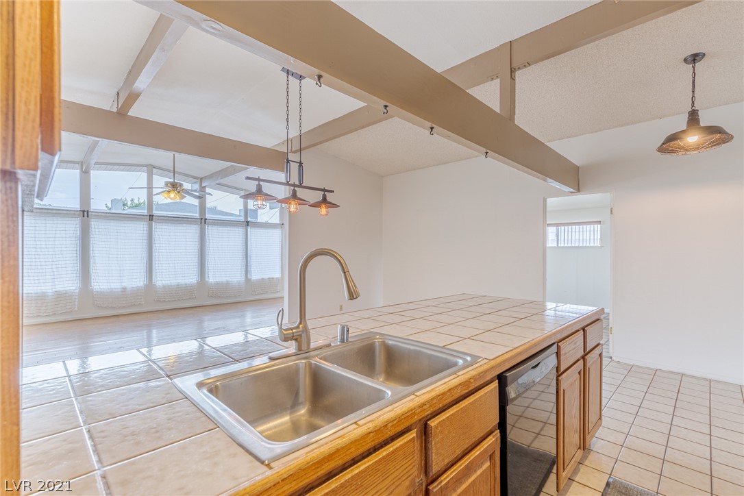 6309 Rassler Avenue Las Vegas, NV 89107 - Photo 14 of 45