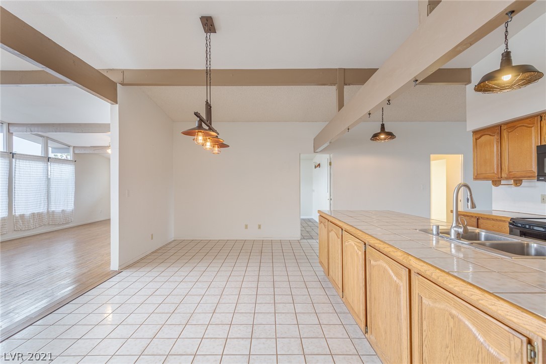 6309 Rassler Avenue Las Vegas, NV 89107 - Photo 17 of 45