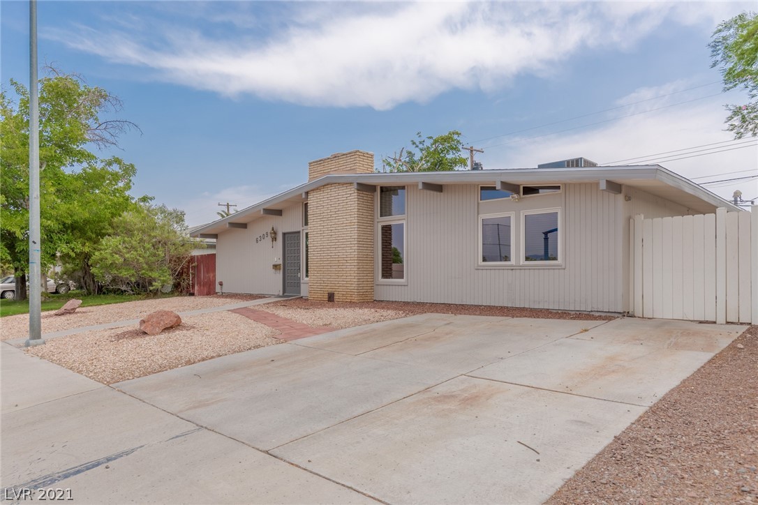 6309 Rassler Avenue Las Vegas, NV 89107 - Photo 2 of 45