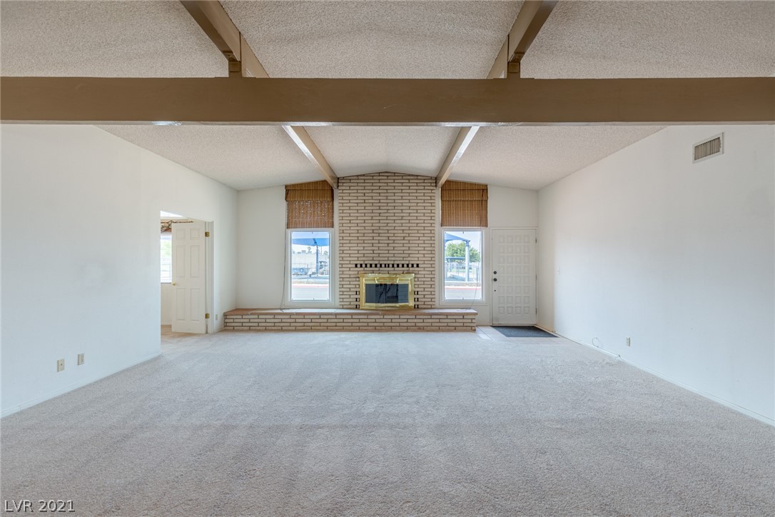 6309 Rassler Avenue Las Vegas, NV 89107 - Photo 6 of 45