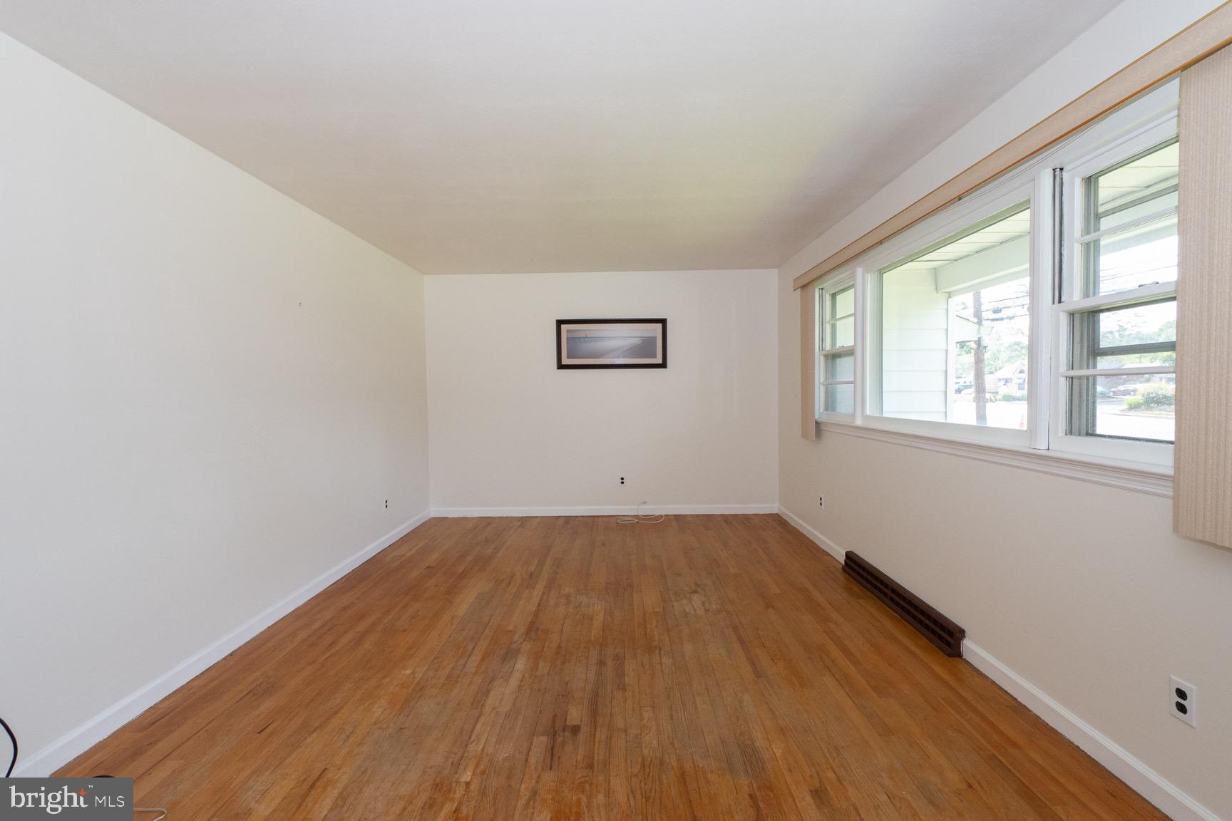 3813 Quakerbridge Road Trenton, NJ 08619 - Photo 4 of 20 Gallery Image 4