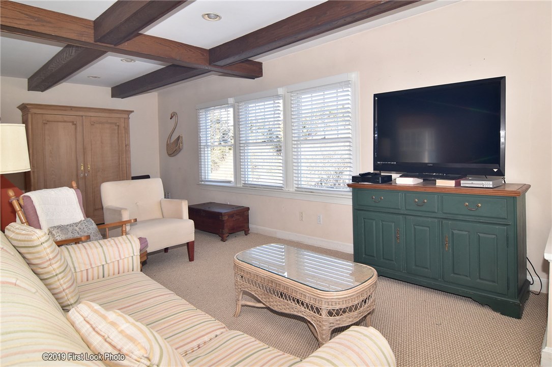 35 Highland Road Charlestown, RI 02813 - Photo 11 of 23 Living Area