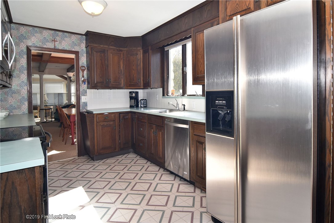 35 Highland Road Charlestown, RI 02813 - Photo 14 of 23 Kitchen