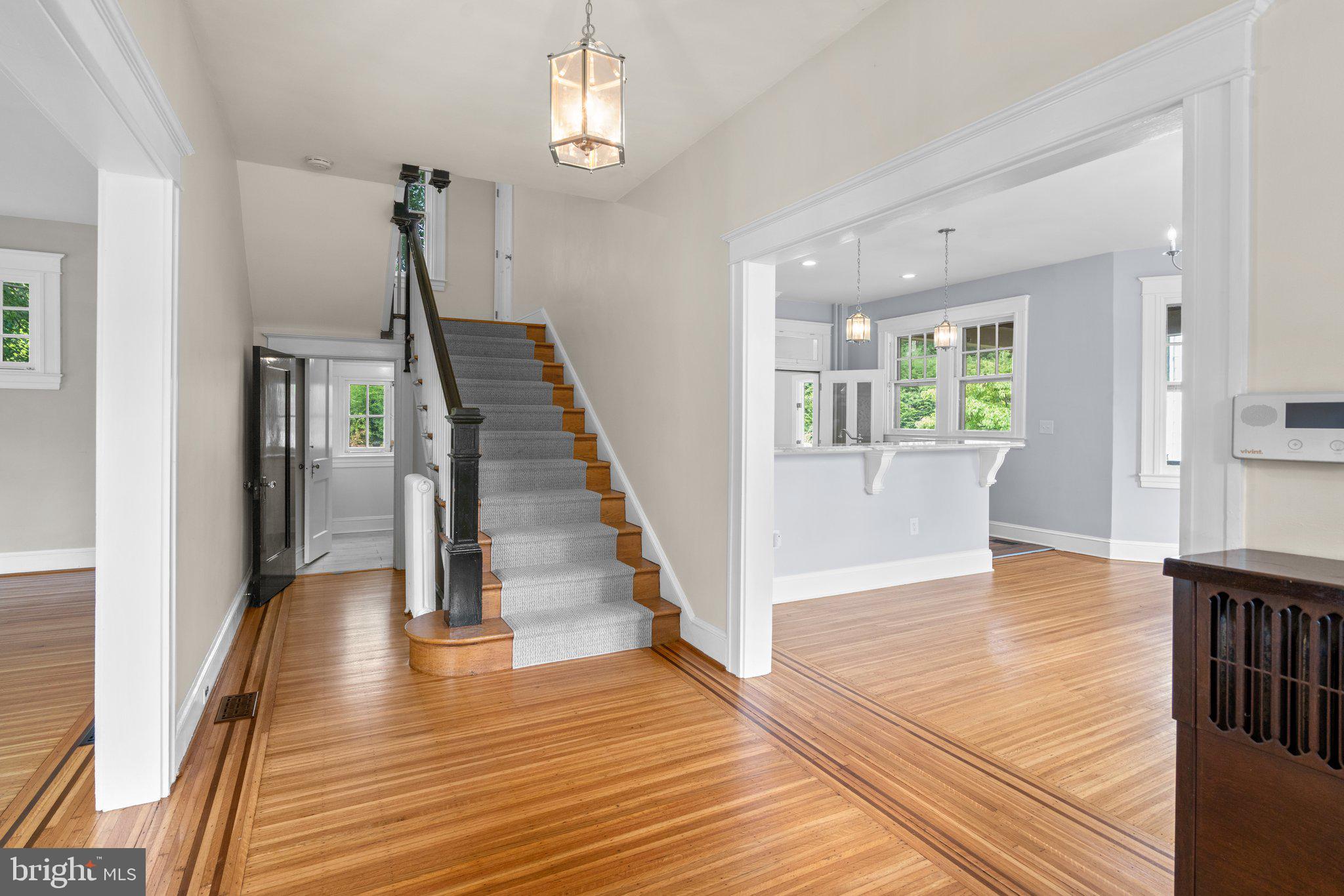 523 Nottingham Road Baltimore, MD 21229 - Photo 6 of 46 Gallery Image 6