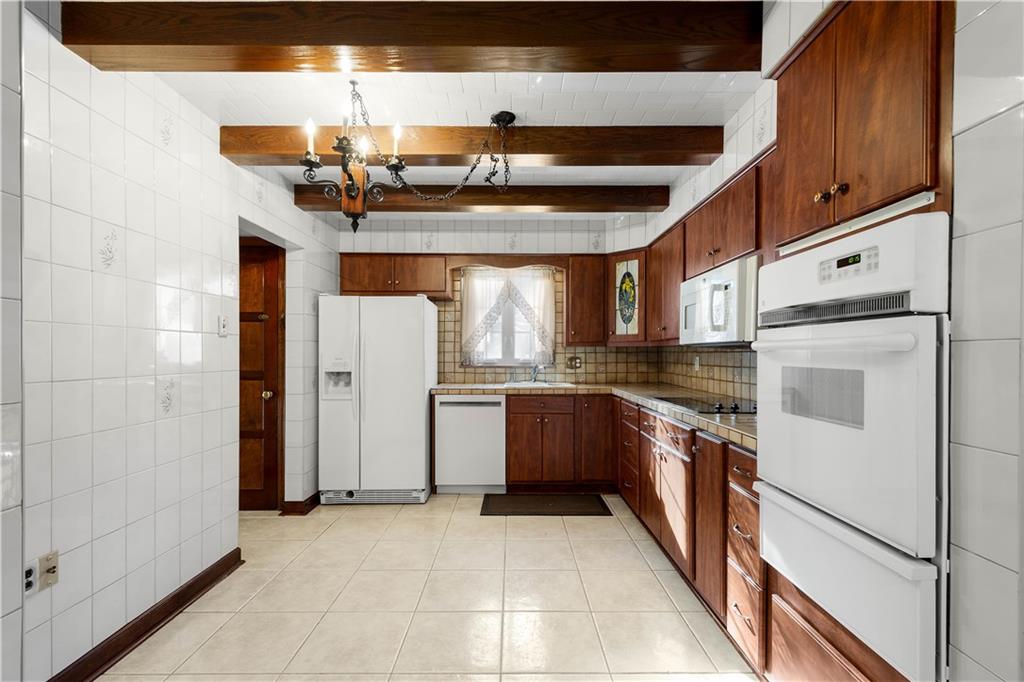 462 Beverly Road Pittsburgh, PA 15216 - Photo 11 of 48 Gallery Image 11