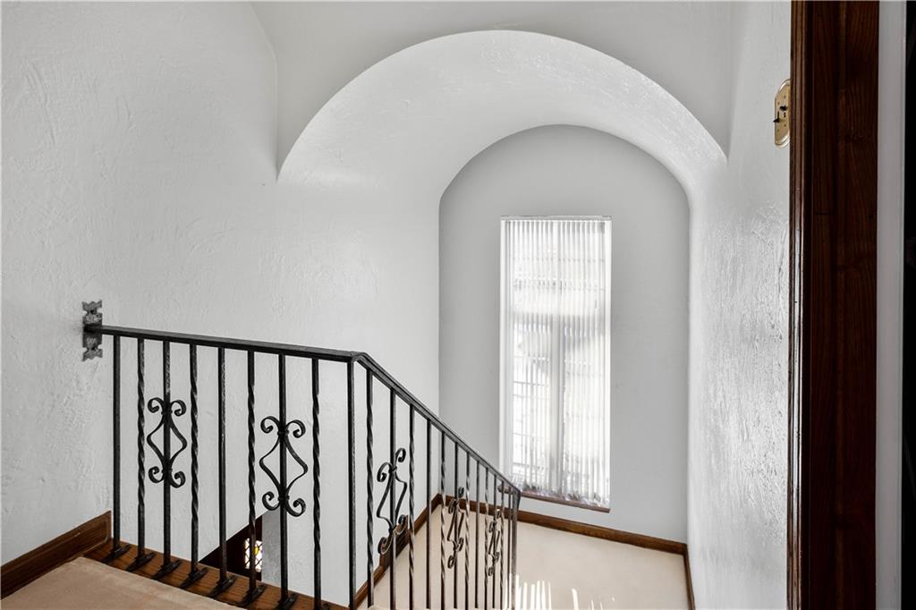 462 Beverly Road Pittsburgh, PA 15216 - Photo 20 of 48 Gallery Image 20