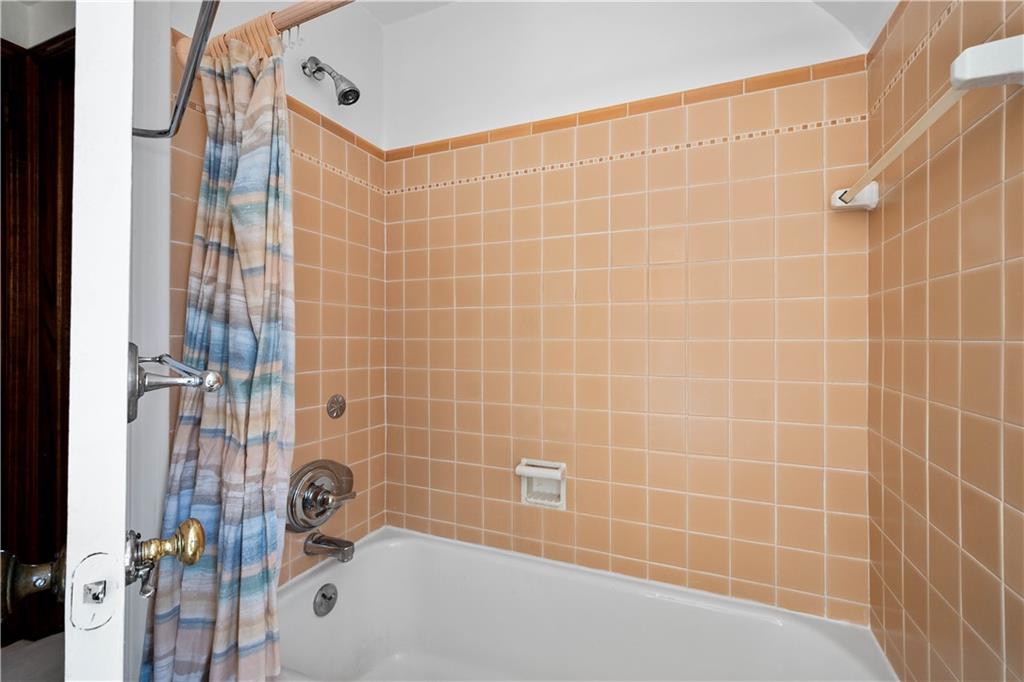 462 Beverly Road Pittsburgh, PA 15216 - Photo 26 of 48 Gallery Image 26