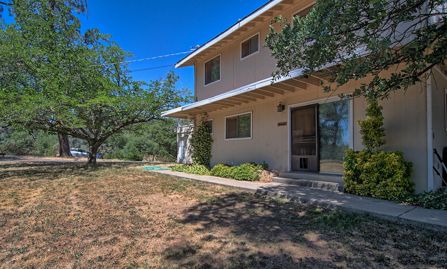 8203 Gold Run Road Redding, CA 96001 - Photo 3 of 40 gold run (105 of 12)