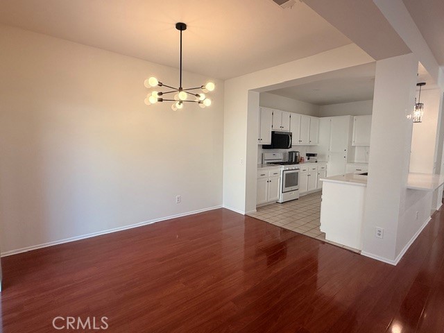 27 Ohio Irvine, CA 92606 - Photo 4 of 14 Dining room