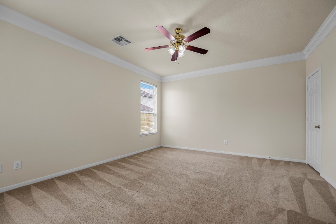 9934 Yearling Place Conroe, TX 77385 - Photo 13 of 47 Primary bedroom - downstairs