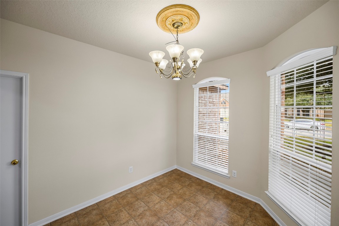9934 Yearling Place Conroe, TX 77385 - Photo 10 of 47 Breakfast nook