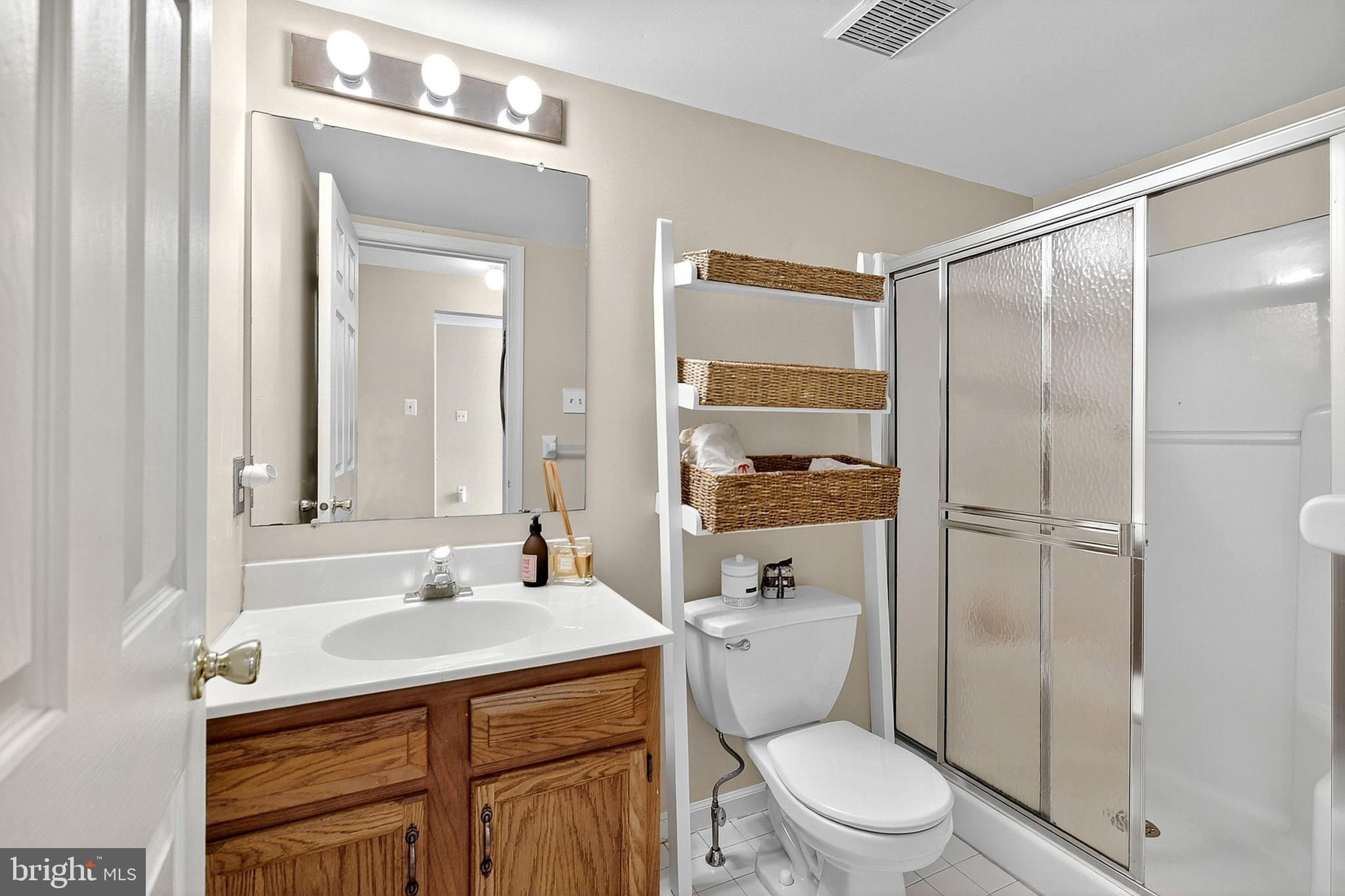 268 Miley Road, Unit 268 Aston, PA 19014 - Photo 23 of 39 Hall Bath