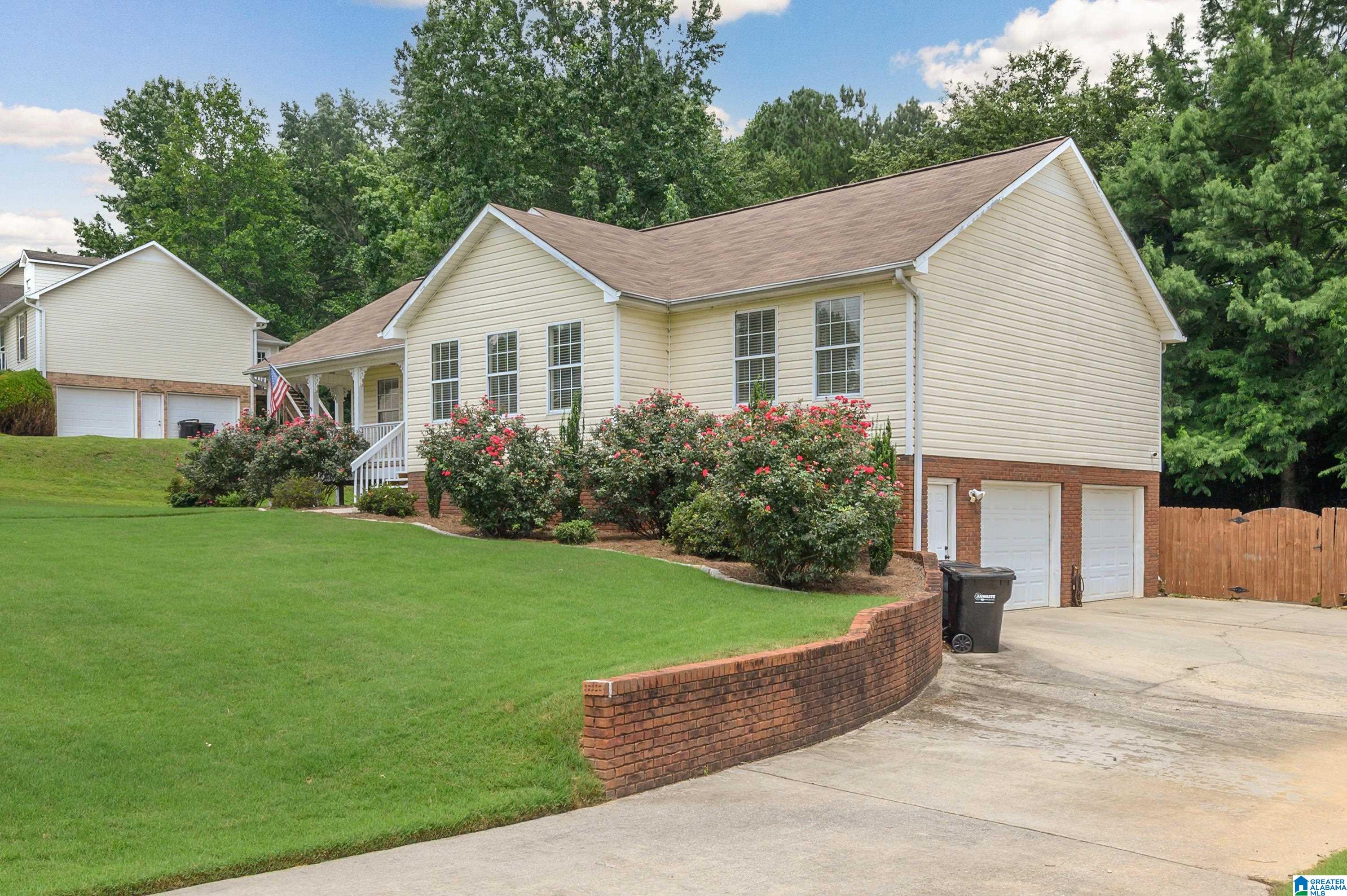 1761 Sweet Water Way Warrior, AL 35180 - Photo 35 of 38