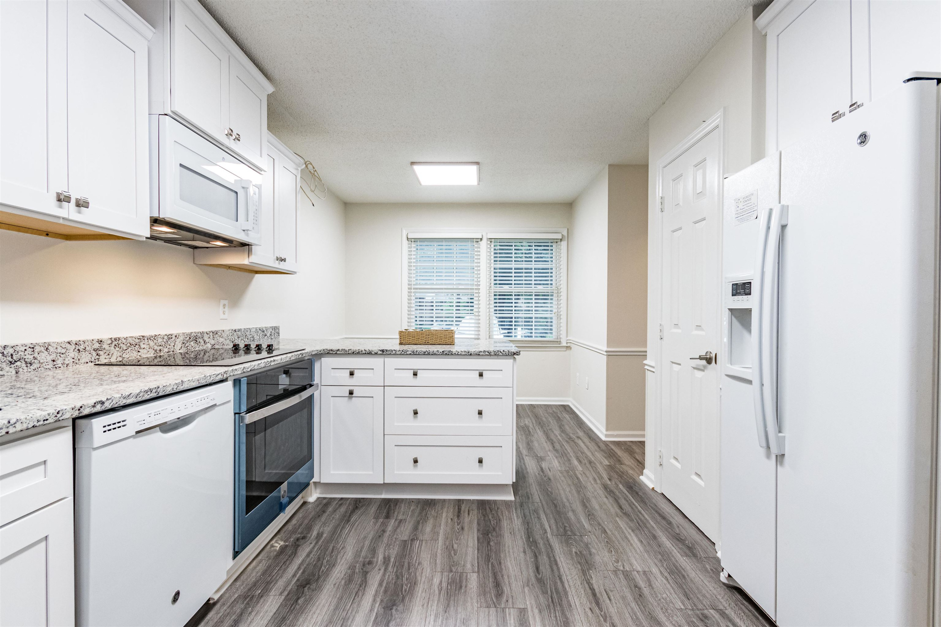 2828 Wycliff Road Raleigh, NC 27607 - Photo 8 of 30 Photo 8