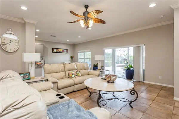 $540,000 | 1433 Emerald Hill Way, Valrico, FL 33594