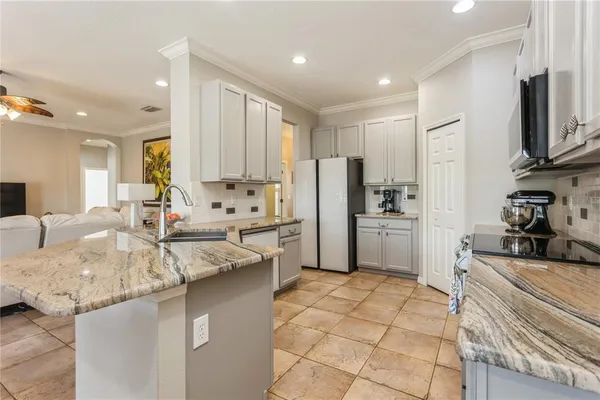 $540,000 | 1433 Emerald Hill Way, Valrico, FL 33594