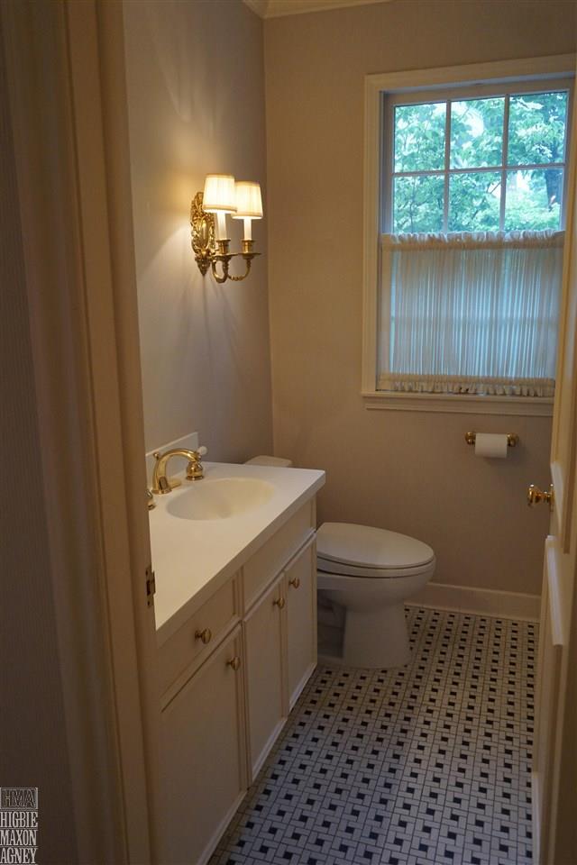 295 Lincoln Road Grosse Pointe, MI 48230 - Photo 16 of 36 50044150-15.JPG