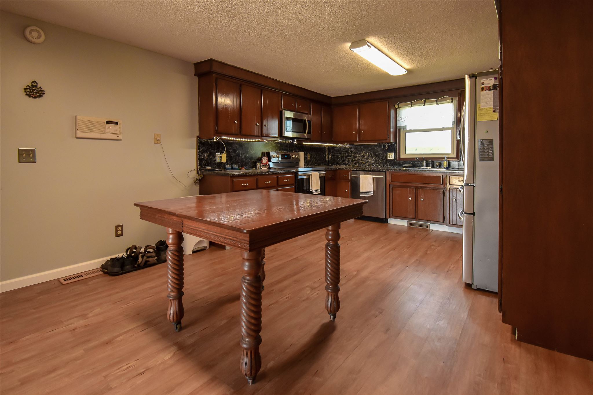 9836 Hoagland Road Hoagland, IN 46745 - Photo 11 of 30 Gallery Image 11