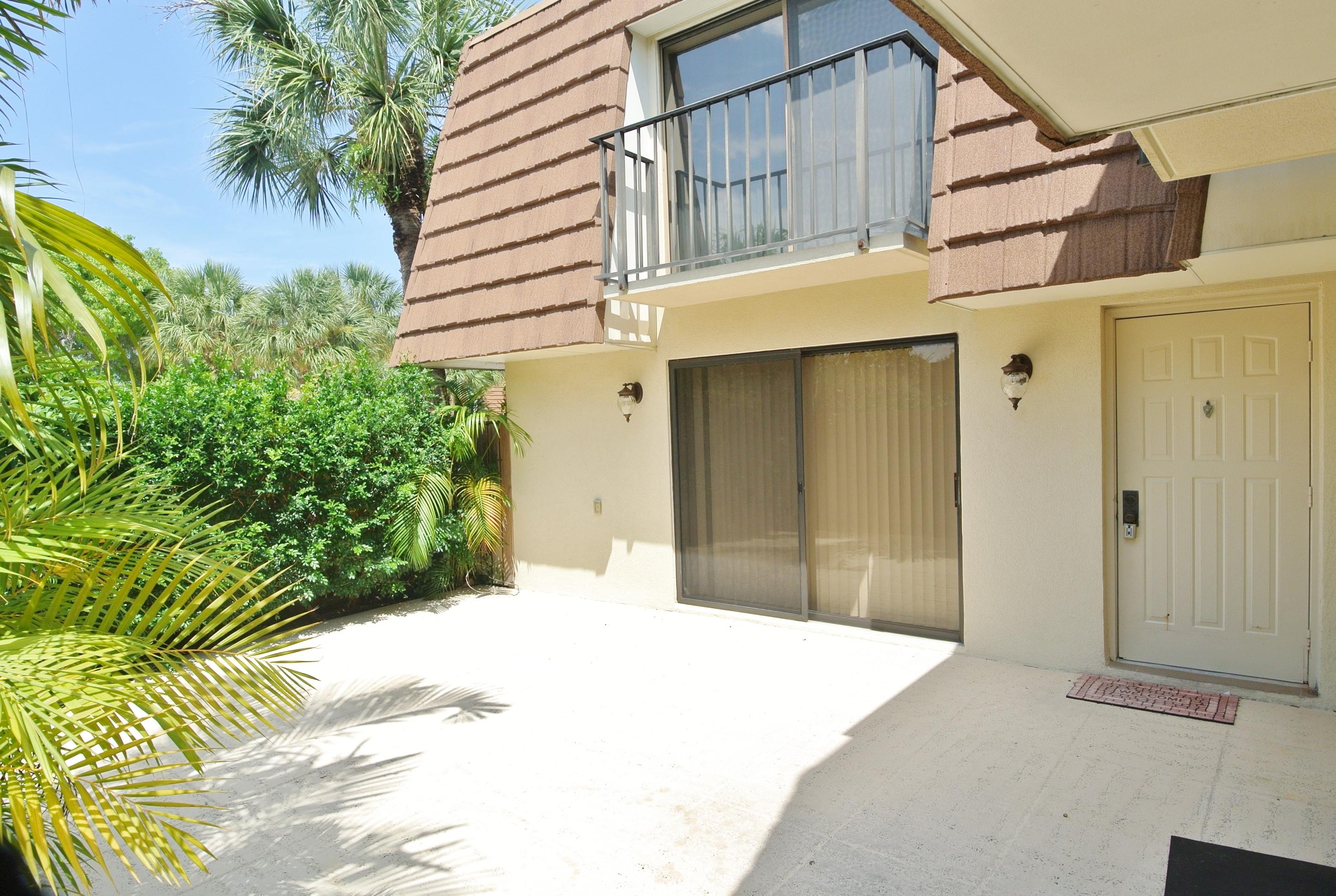 2802 28th Court Jupiter, FL 33477 - Photo 14 of 17 DSC_5458