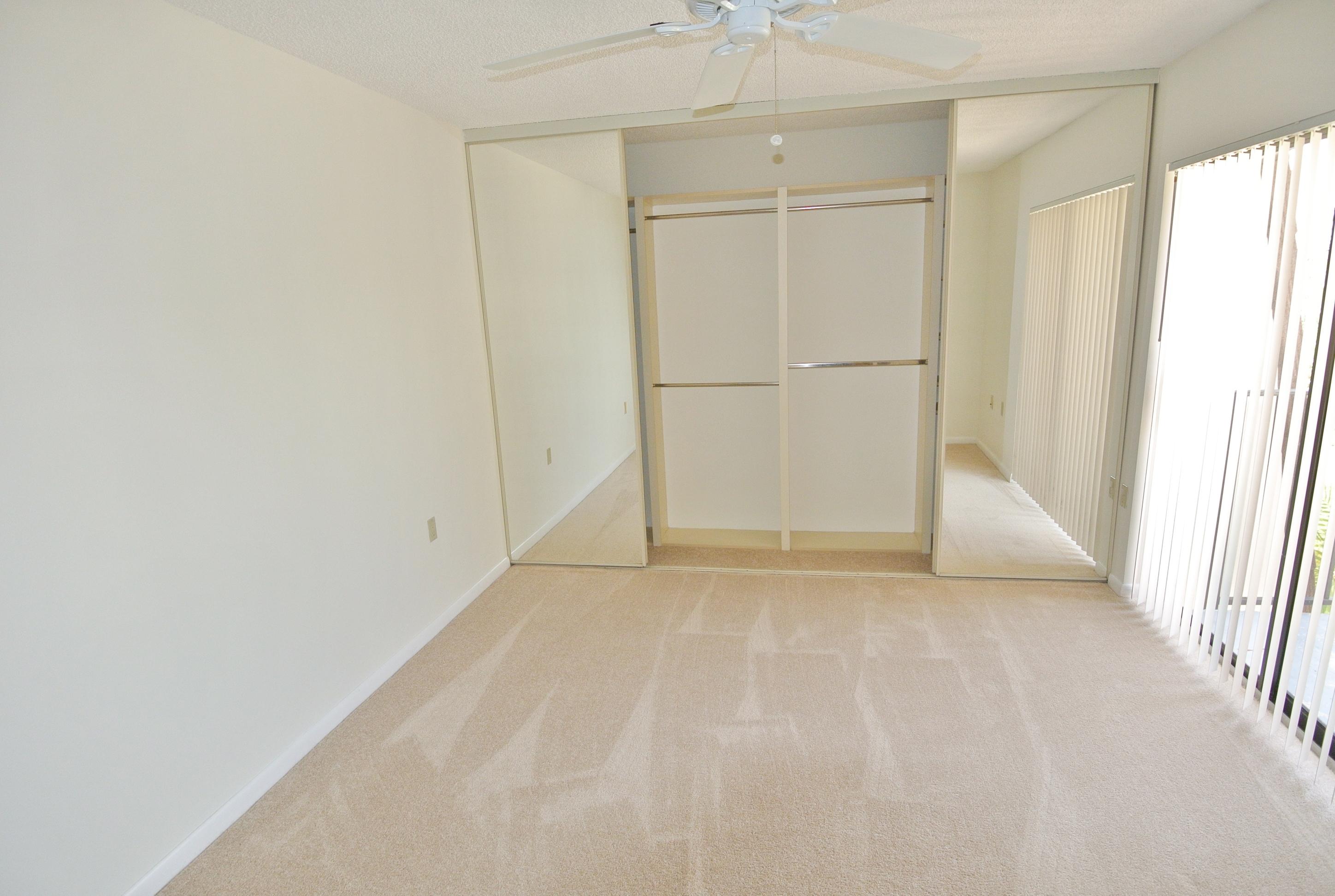 2802 28th Court Jupiter, FL 33477 - Photo 3 of 17 DSC_5472