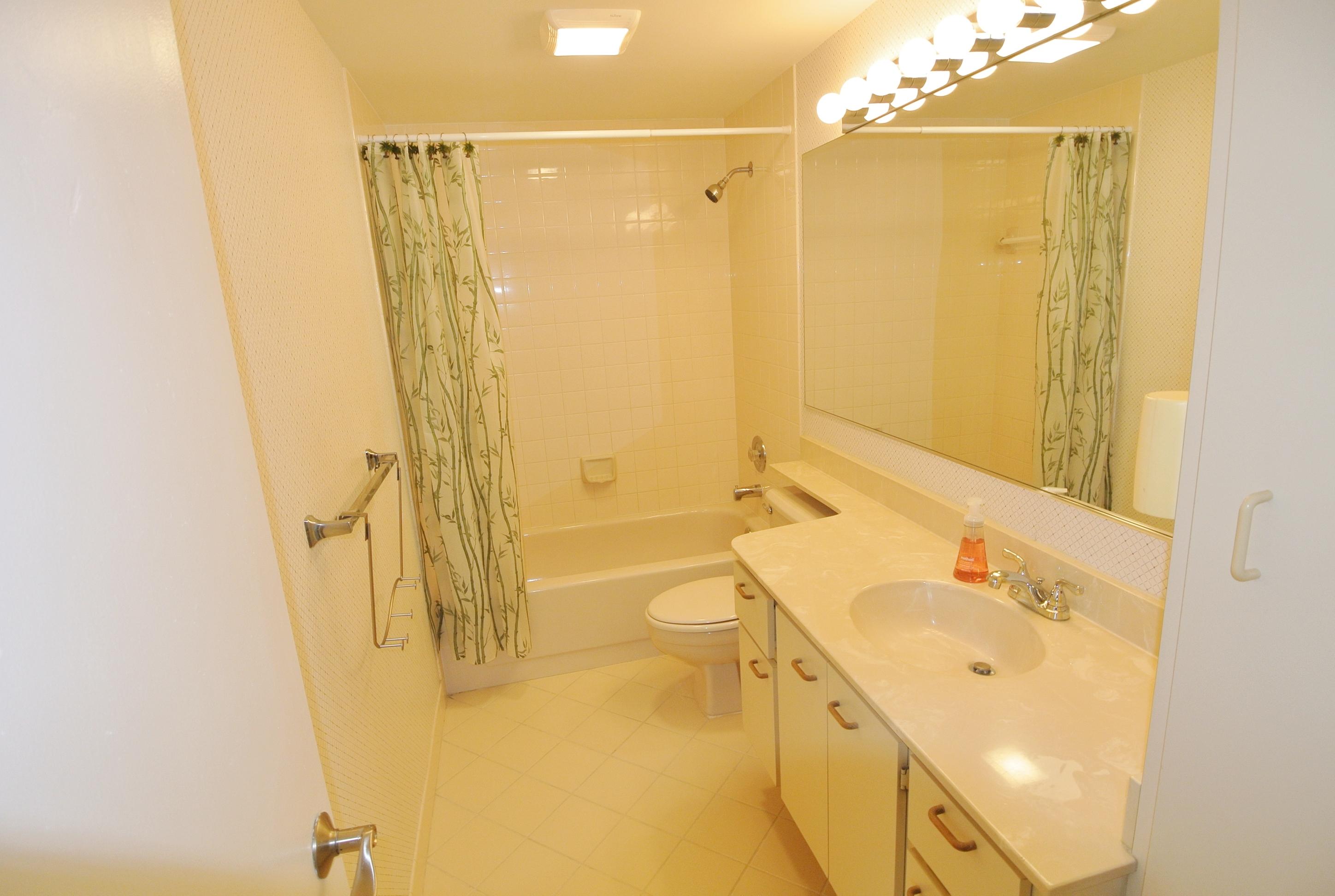 2802 28th Court Jupiter, FL 33477 - Photo 4 of 17 DSC_5474