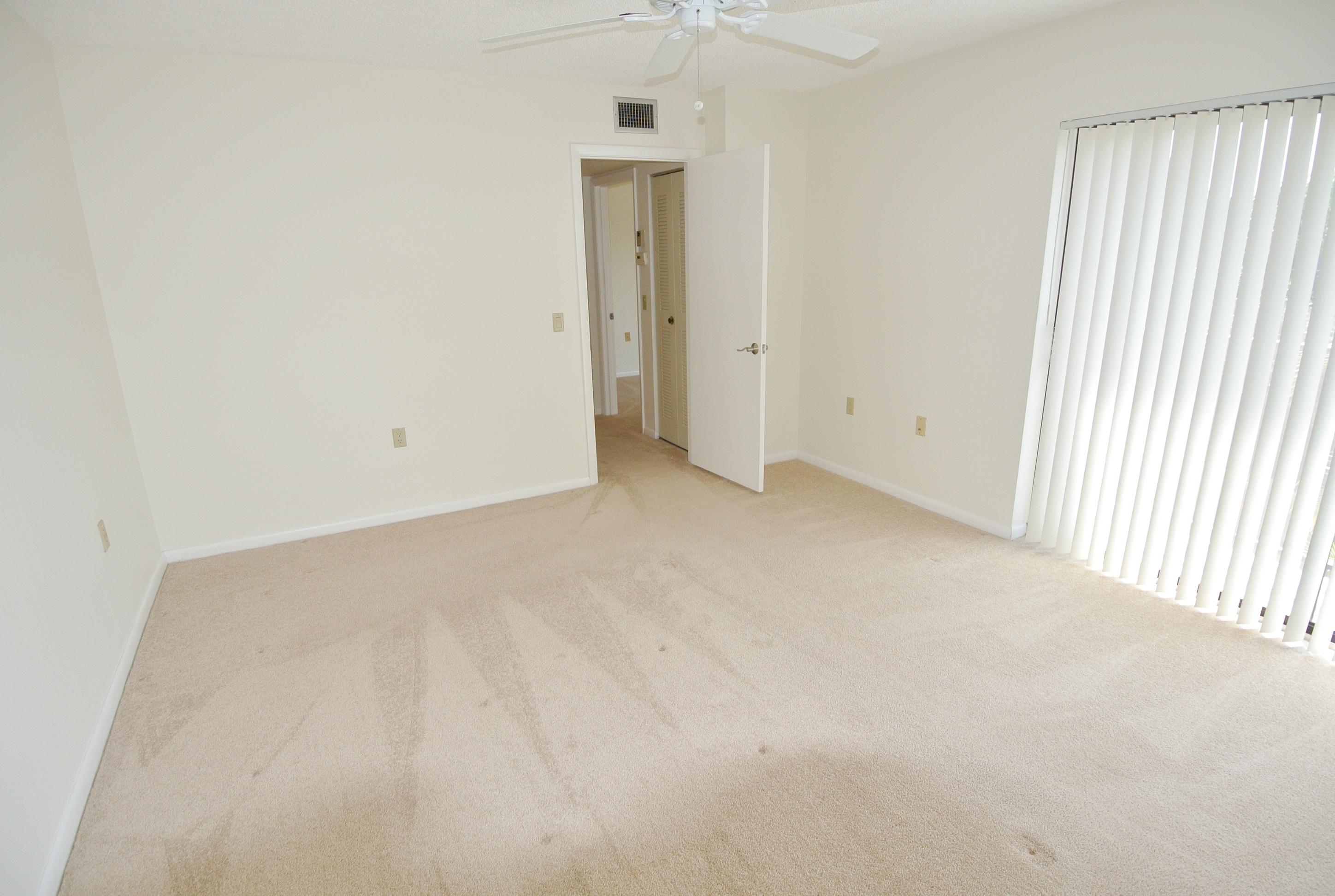 2802 28th Court Jupiter, FL 33477 - Photo 7 of 17 DSC_5478