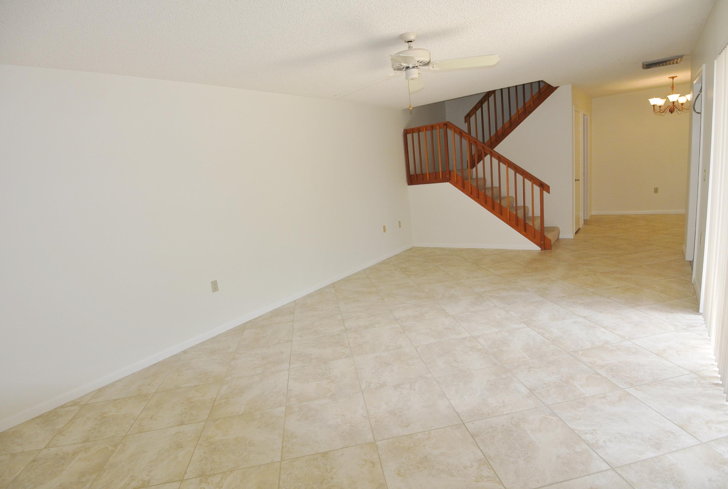 2802 28th Court Jupiter, FL 33477 - Photo 10 of 17 DSC_5462