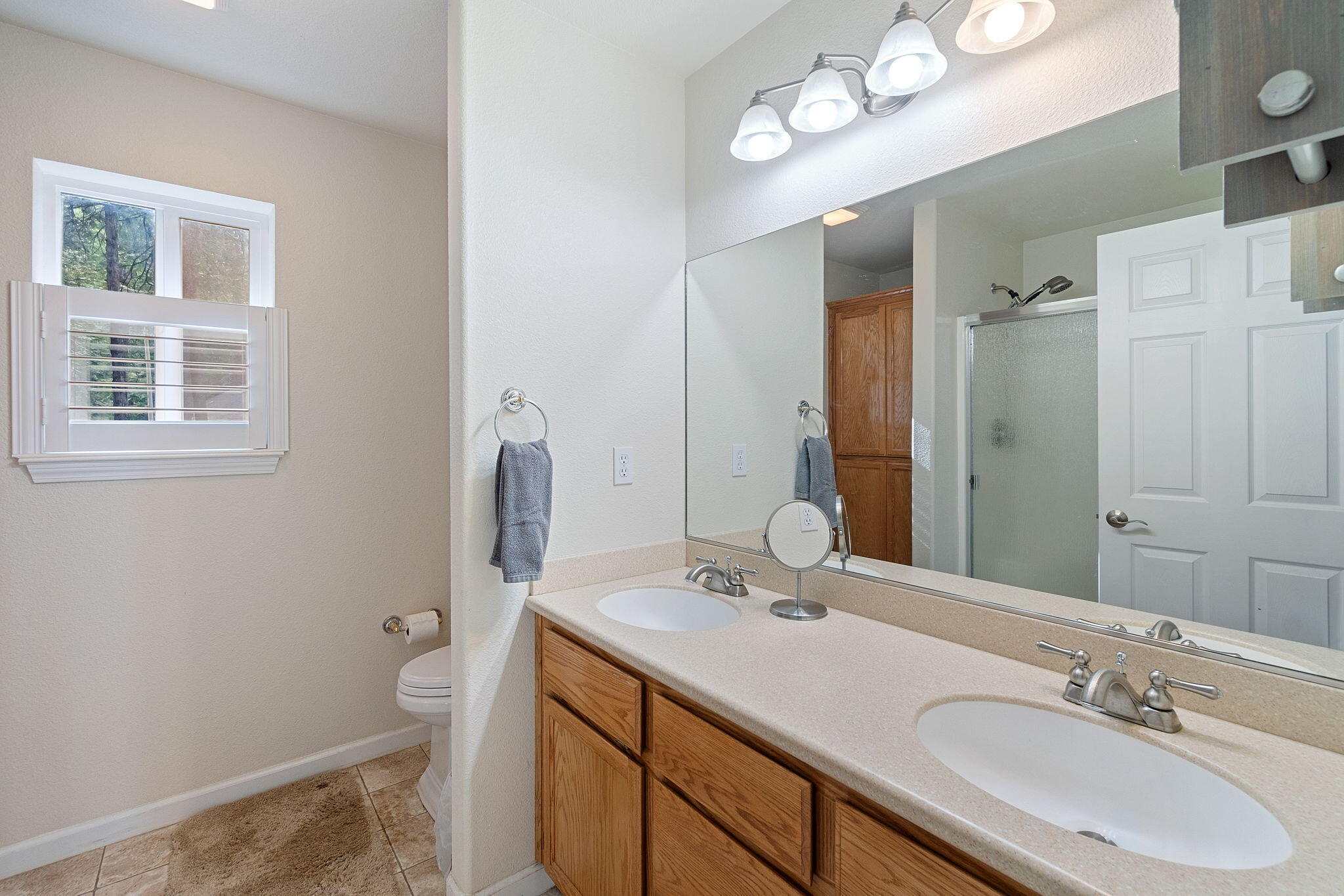 9477 Mountain Meadow Road Shingletown, CA 96088 - Photo 9 of 22 Ensuite Master