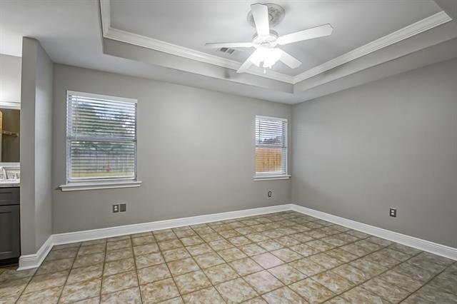 354 East Suncrest Loop Slidell, LA 70458 - Photo 15 of 23