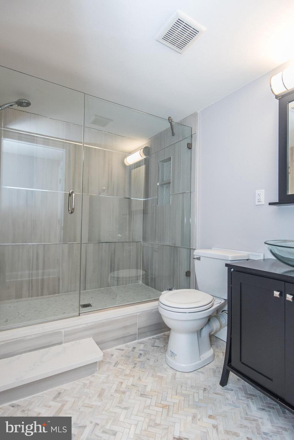 1111 Mt Vernon Street, Unit 2 Philadelphia, PA 19123 - Photo 11 of 62