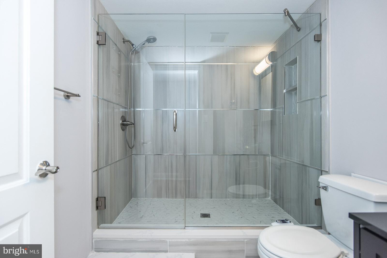 1111 Mt Vernon Street, Unit 2 Philadelphia, PA 19123 - Photo 13 of 62