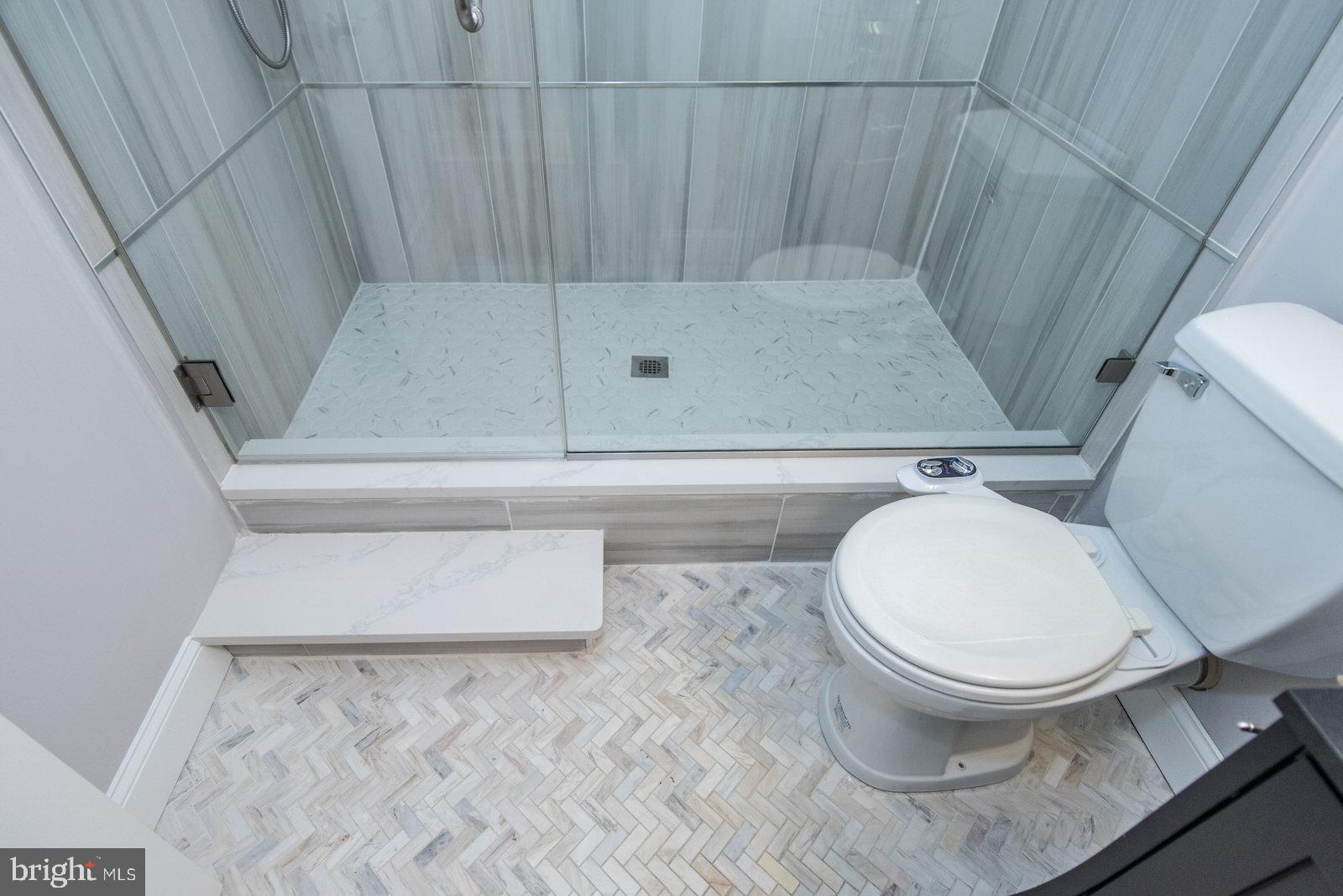 1111 Mt Vernon Street, Unit 2 Philadelphia, PA 19123 - Photo 14 of 62