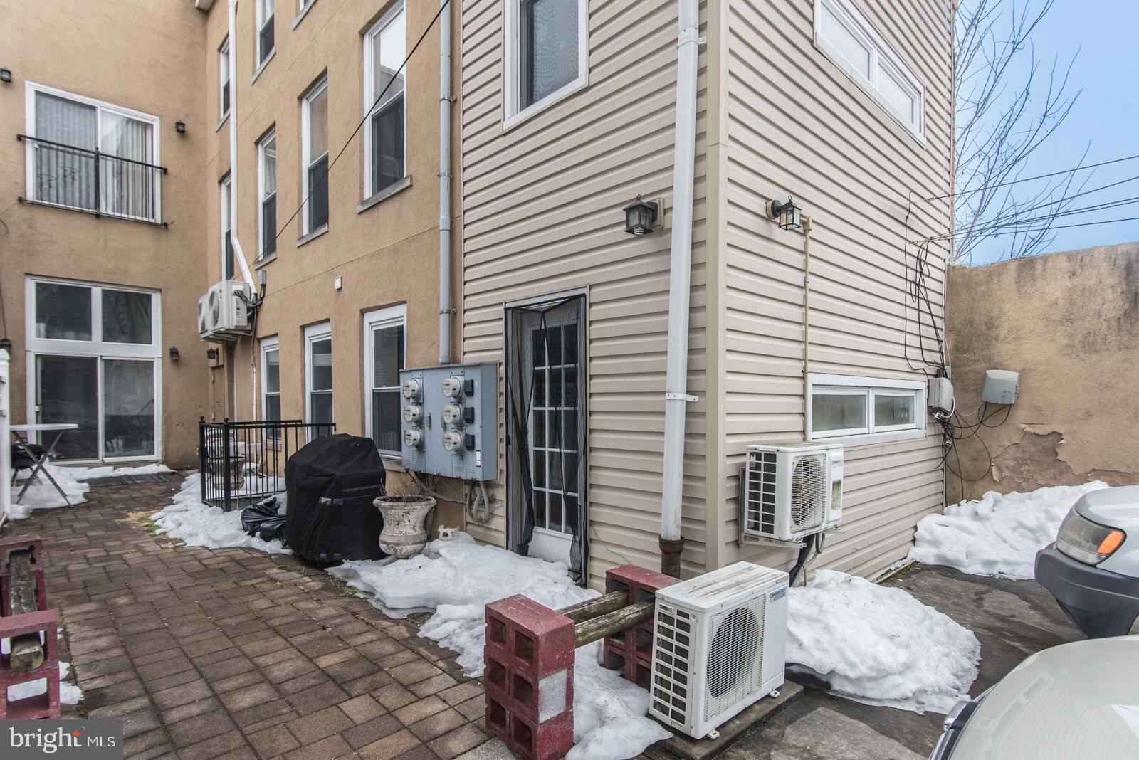 1111 Mt Vernon Street, Unit 2 Philadelphia, PA 19123 - Photo 15 of 62