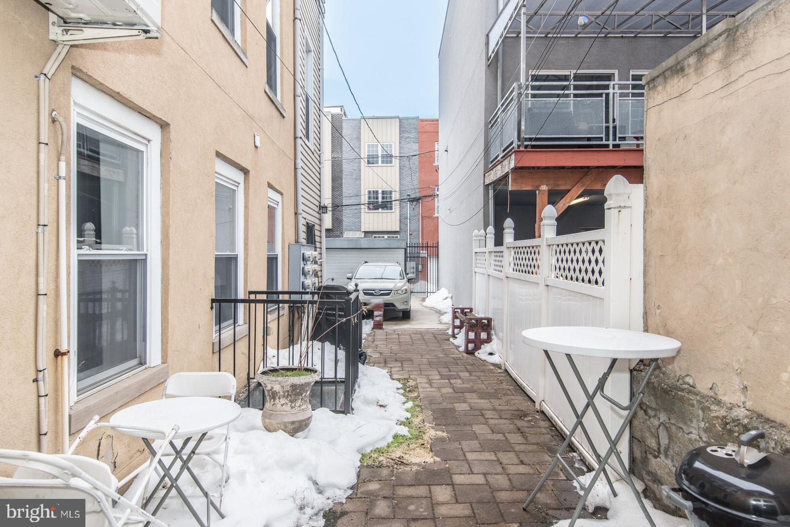 1111 Mt Vernon Street, Unit 2 Philadelphia, PA 19123 - Photo 16 of 62