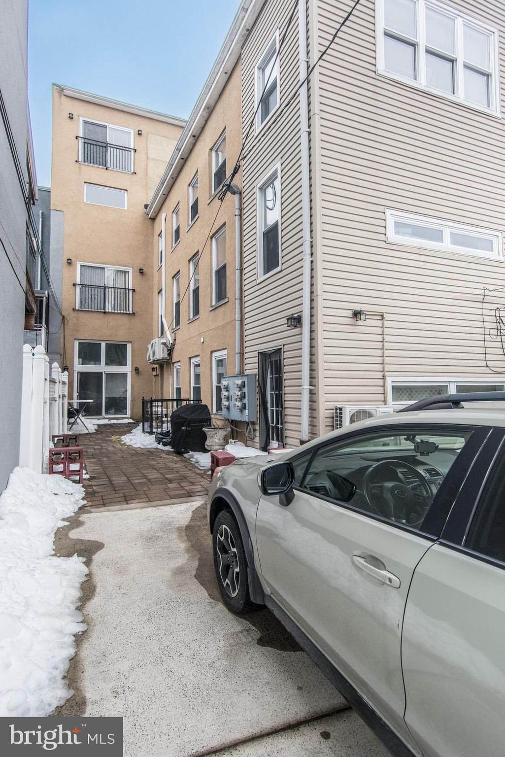 1111 Mt Vernon Street, Unit 2 Philadelphia, PA 19123 - Photo 17 of 62