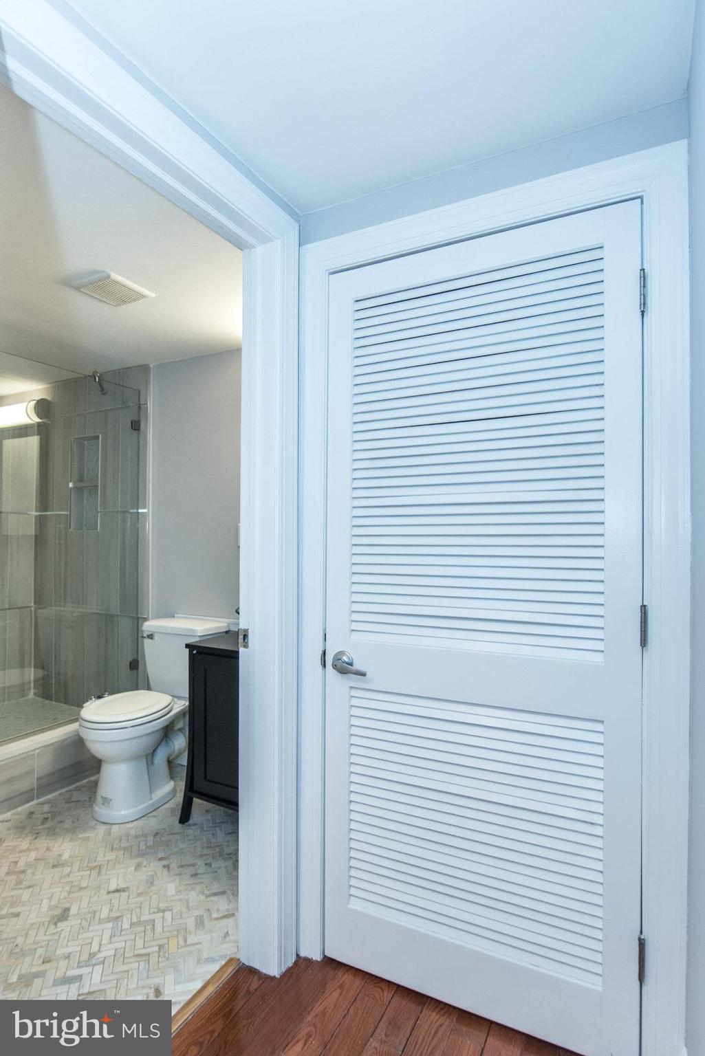 1111 Mt Vernon Street, Unit 2 Philadelphia, PA 19123 - Photo 20 of 62