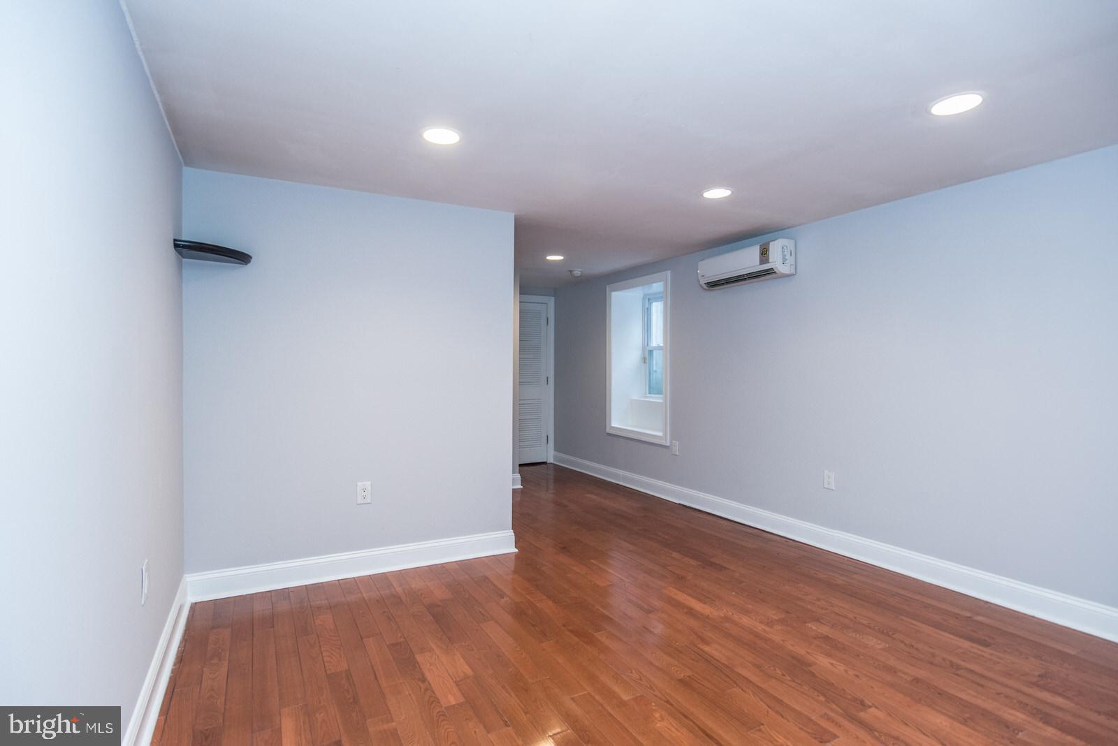 1111 Mt Vernon Street, Unit 2 Philadelphia, PA 19123 - Photo 23 of 62