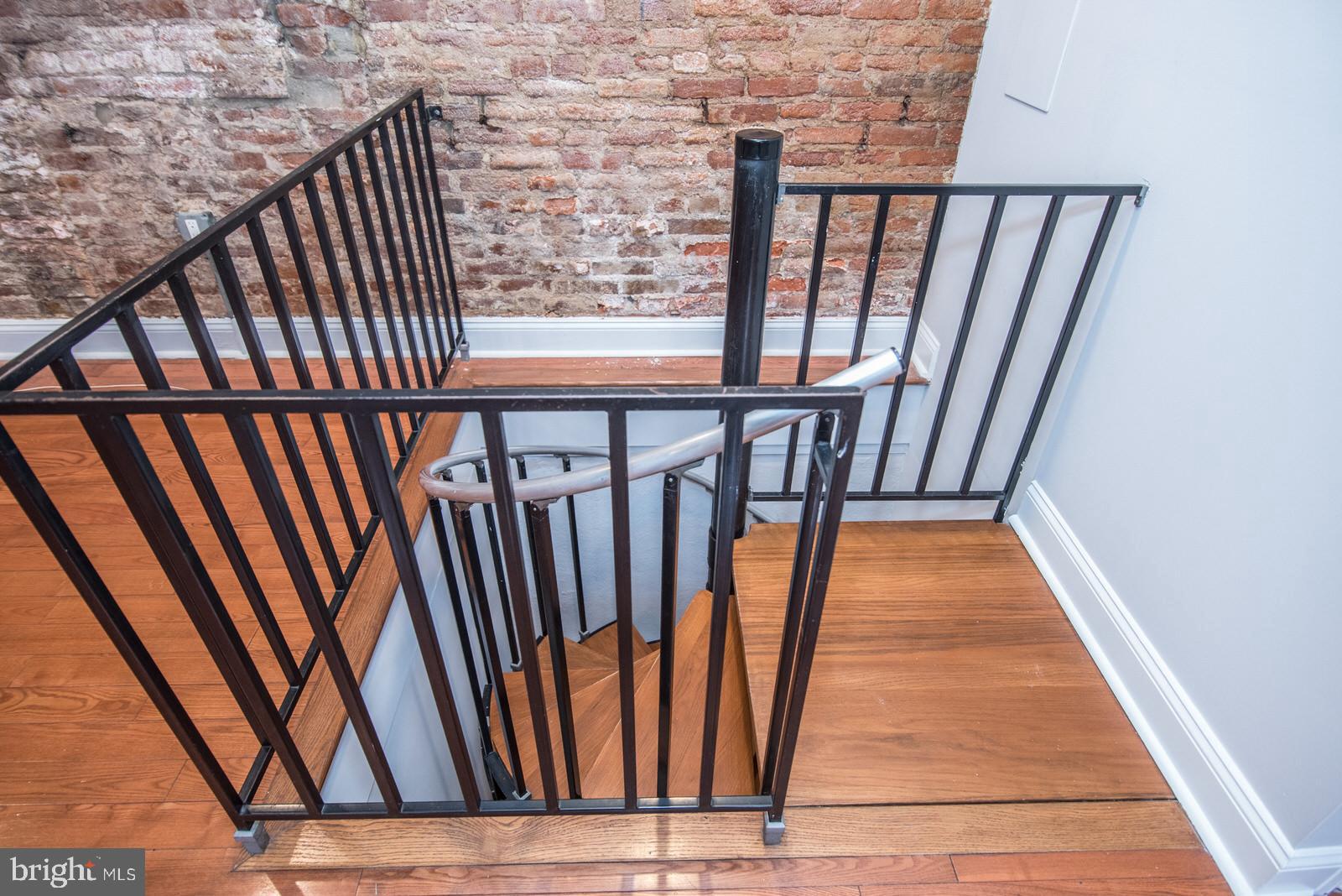 1111 Mt Vernon Street, Unit 2 Philadelphia, PA 19123 - Photo 31 of 62