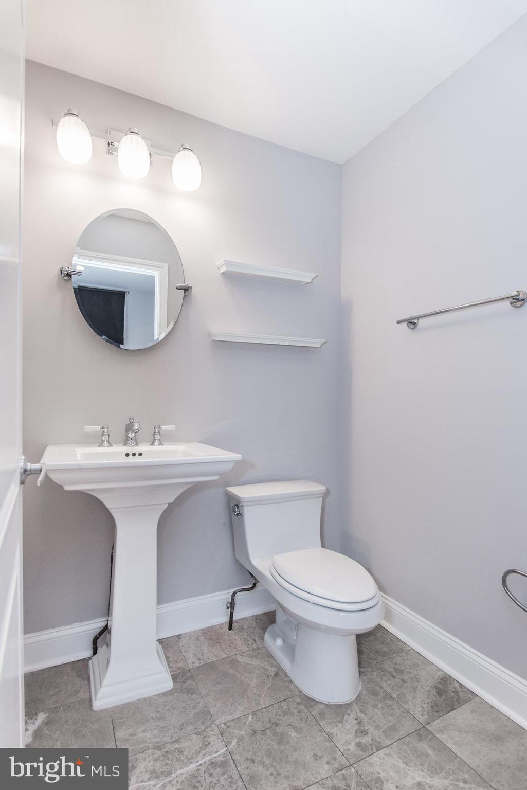 1111 Mt Vernon Street, Unit 2 Philadelphia, PA 19123 - Photo 33 of 62