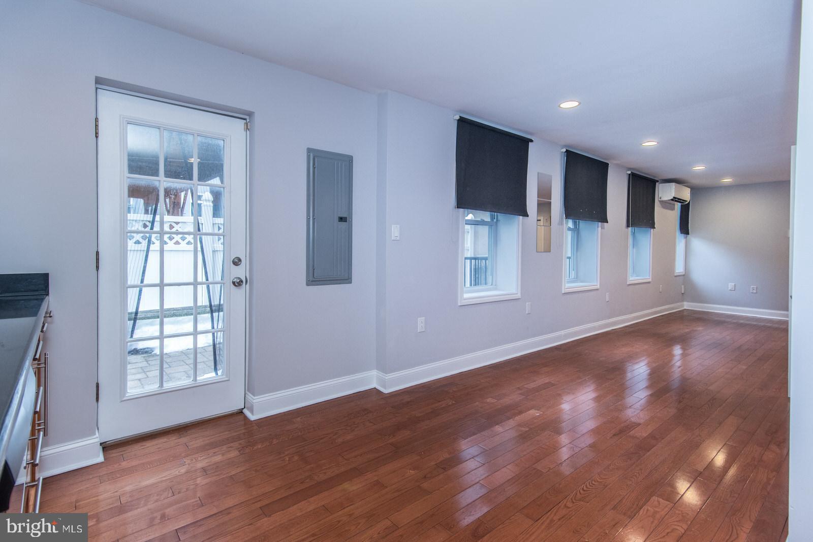 1111 Mt Vernon Street, Unit 2 Philadelphia, PA 19123 - Photo 35 of 62