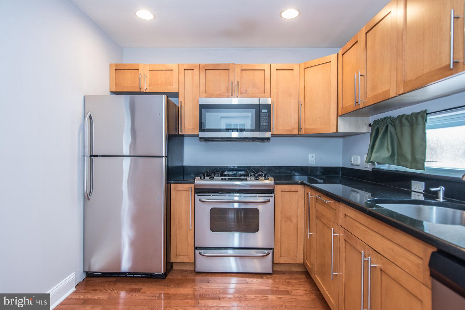 1111 Mt Vernon Street, Unit 2 Philadelphia, PA 19123 - Photo 39 of 62