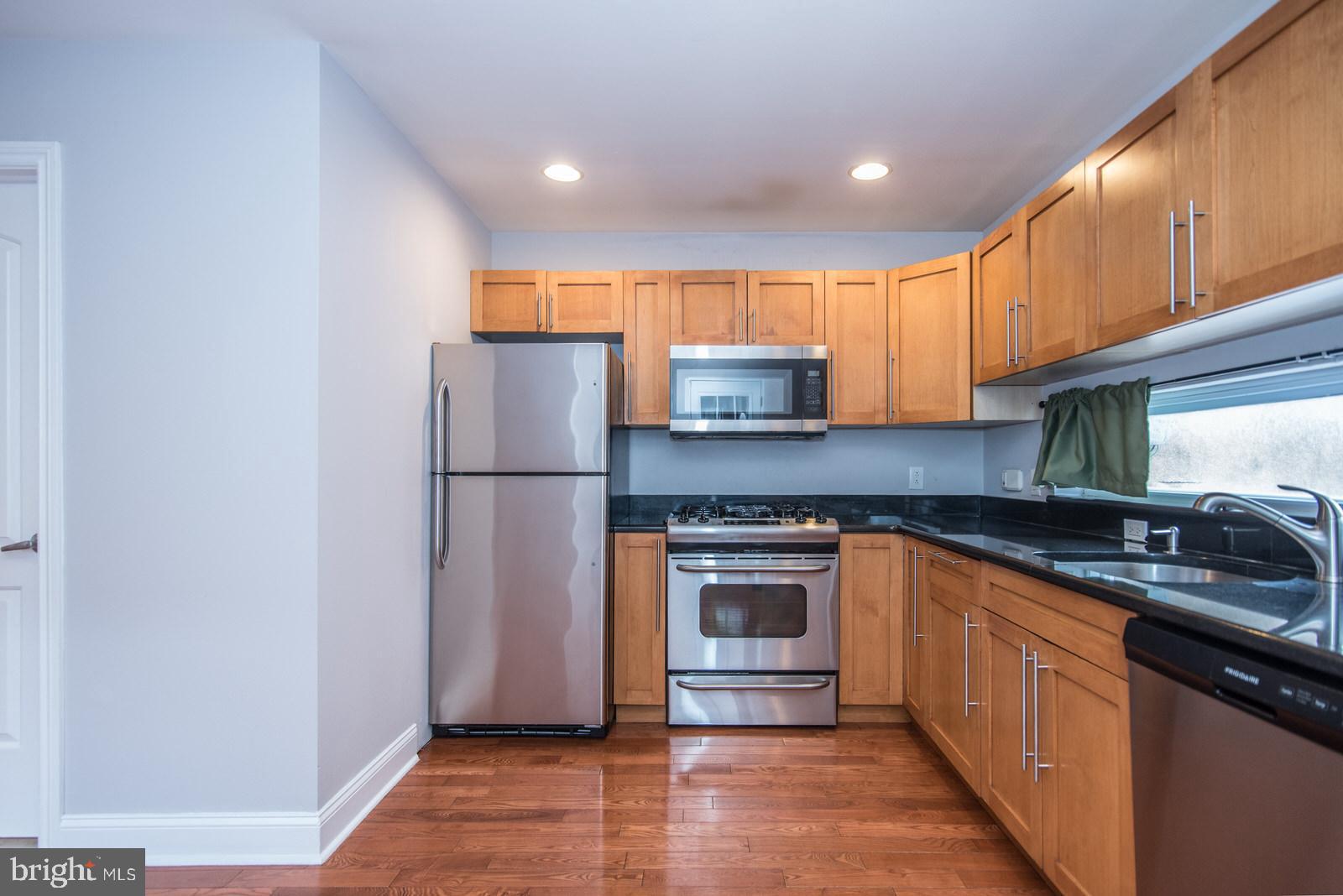 1111 Mt Vernon Street, Unit 2 Philadelphia, PA 19123 - Photo 42 of 62