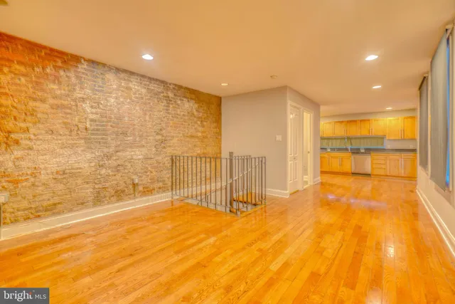 $279,900 | 1111 Mt Vernon Street, Unit 2, Philadelphia, PA 19123