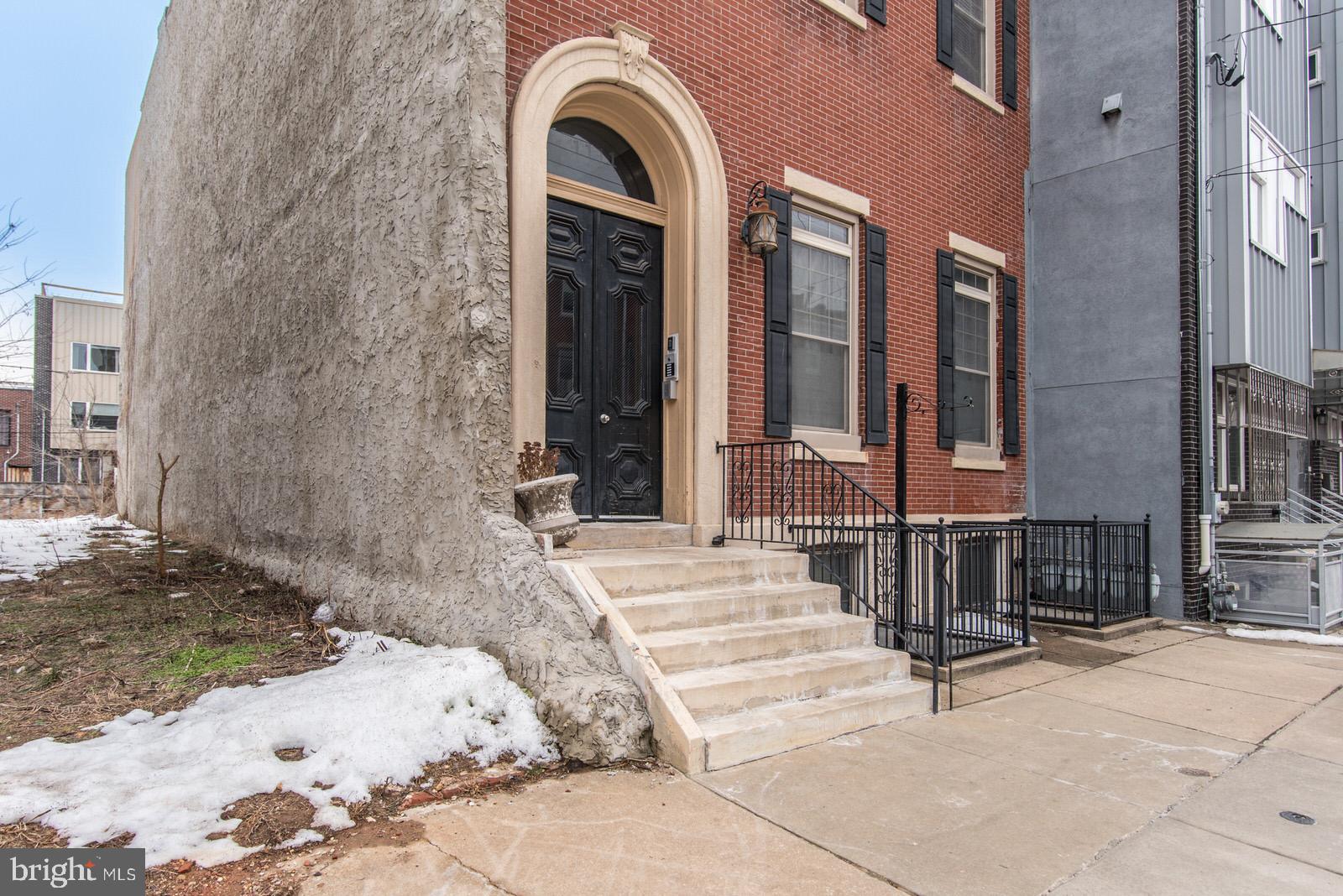 1111 Mt Vernon Street, Unit 2 Philadelphia, PA 19123 - Photo 7 of 62