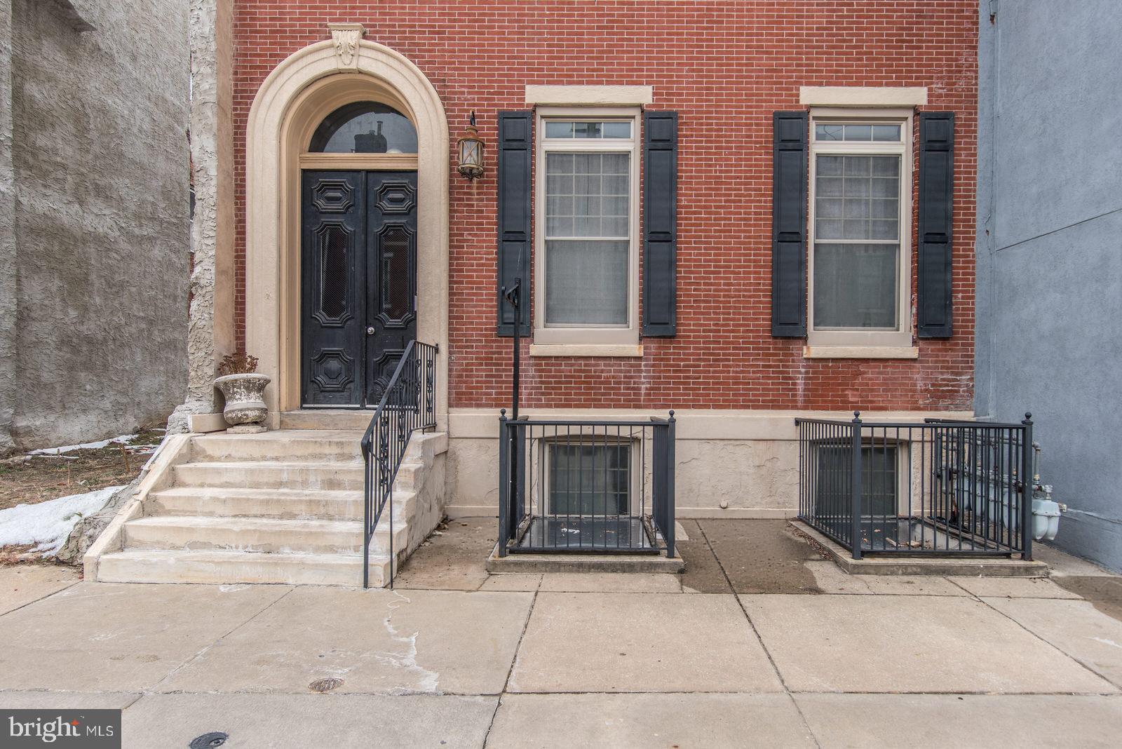 1111 Mt Vernon Street, Unit 2 Philadelphia, PA 19123 - Photo 8 of 62