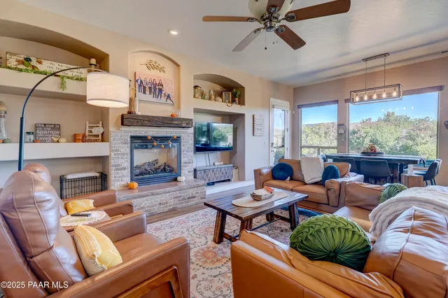 $860,000 | 422 Bloomingdale Drive, Prescott, AZ 86301