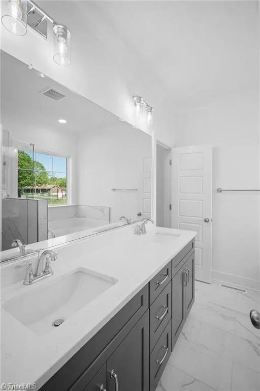 6165 Frye Bridge Road Clemmons, NC 27012 - Photo 14 of 25 Primary Bathroom - Photo shows similar features for the future home.