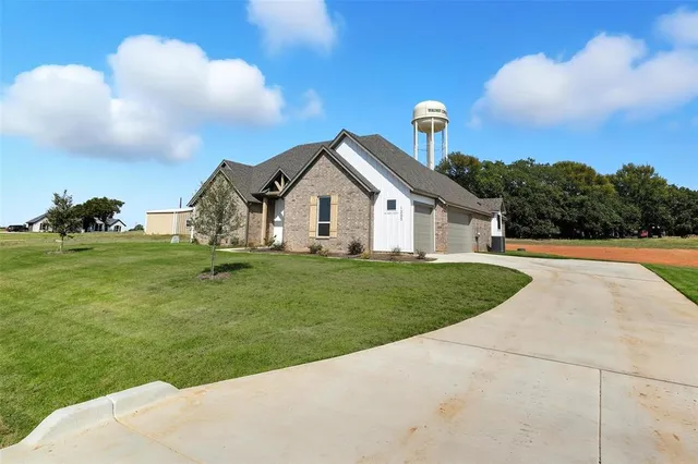$499,000 | 1005 Ronnie Court, Springtown, TX 76082