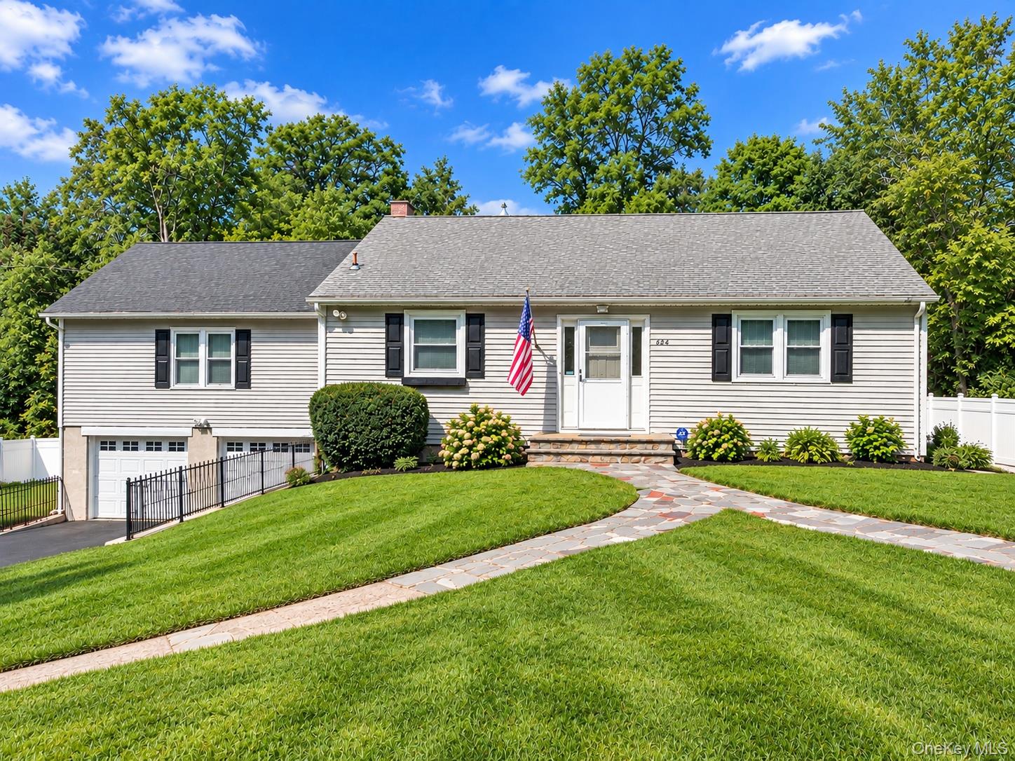 624 Mountainview Road Peekskill, NY 10566 - Photo 1 of 30 Gallery Image 1